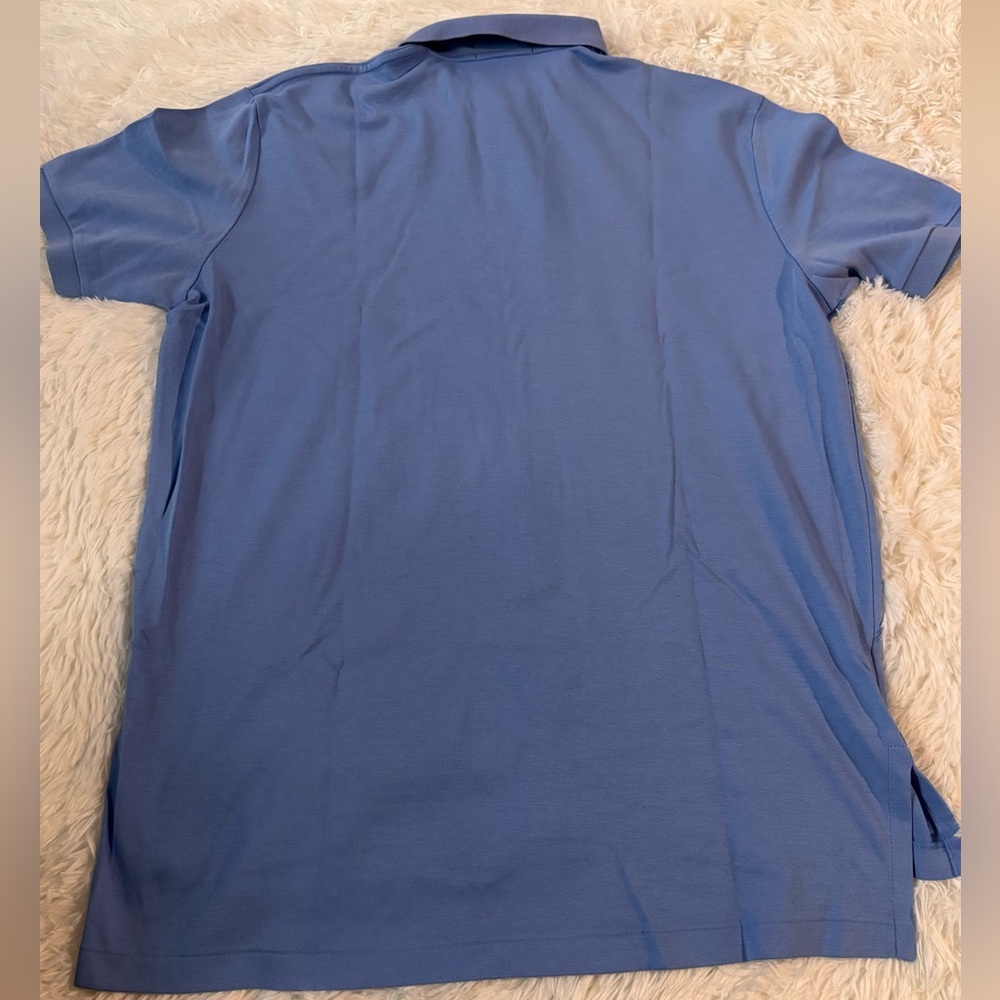 POLO Ralph Lauren Classic Fit
Size Large  3 Button Polo - Picture 3 of 3